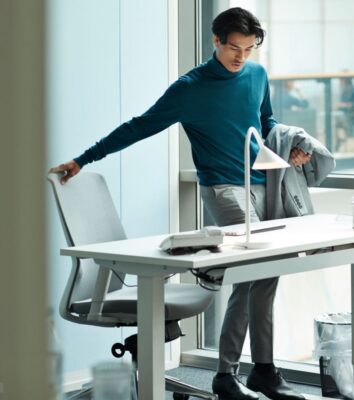 How Can Your Employees Benefit From A Hoteling Office Space?