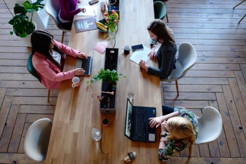 How To Set Up Office Neighborhoods That Create Synergy