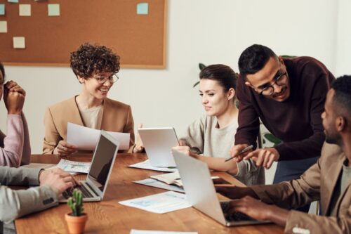 Hybrid Schedules: Valuing Employees Over The Clock